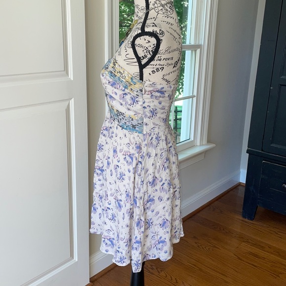 Urban Outfitters Kimchi Blue Strapless Dress - Picture 4 of 8